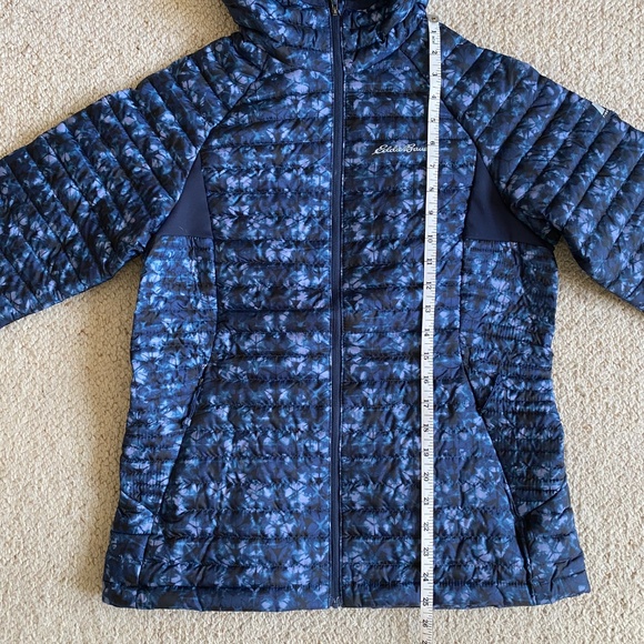 Eddie Bauer down jacket, lightweight, EUC - Picture 7 of 12